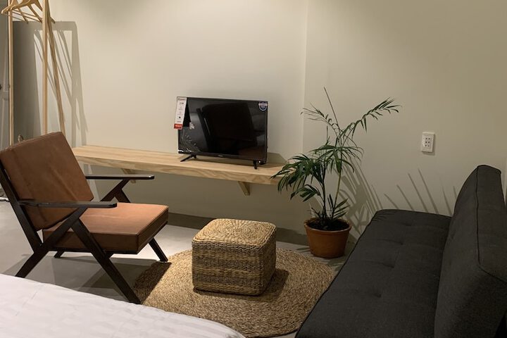 Room 17 of 42