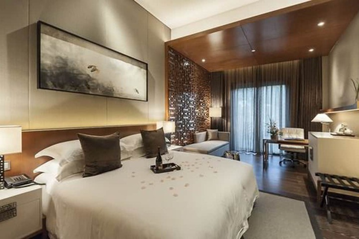 Room 20 of 58