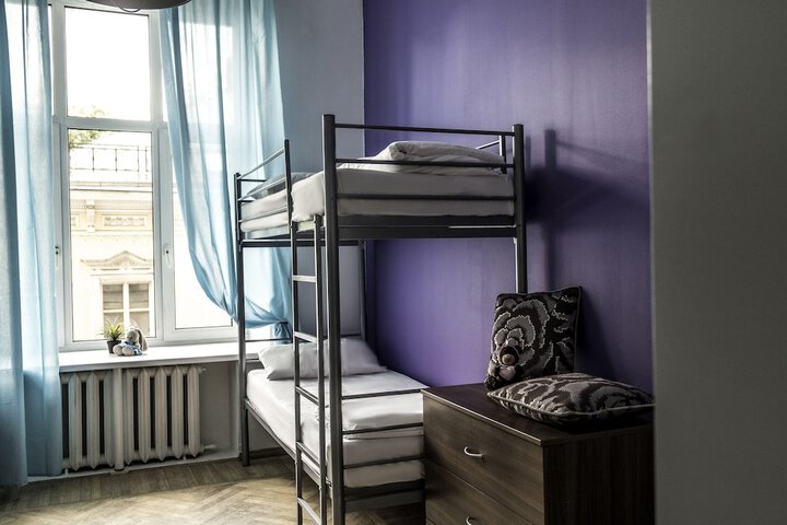Room 16 of 23