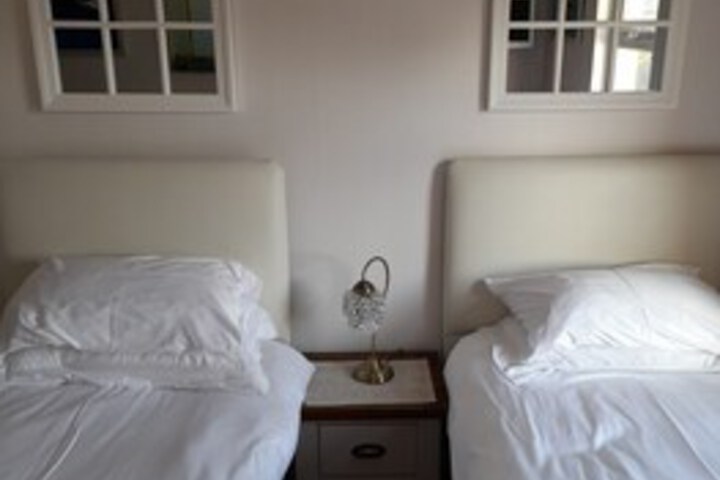Room 60 of 91