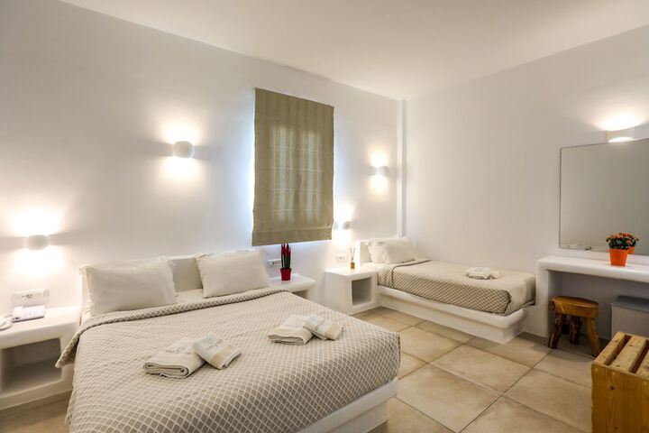 Room 4 of 43