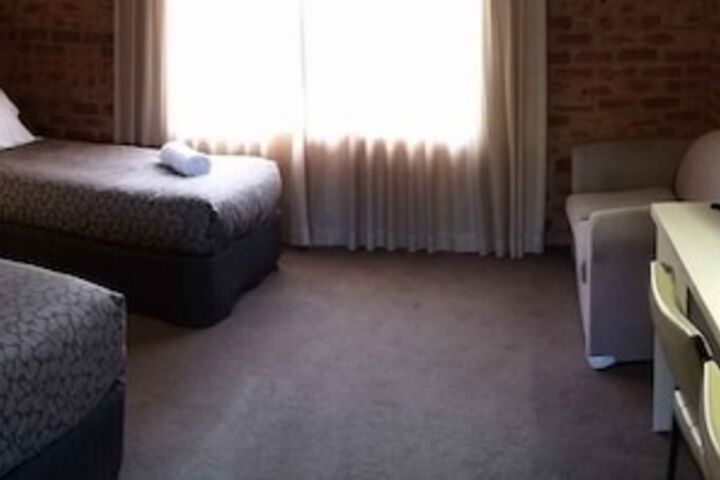 Room 5 of 21