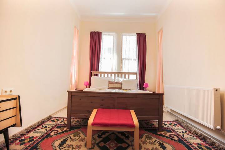 Room 9 of 54