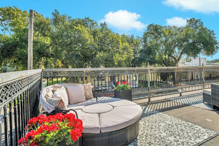 Terrace/Patio 19 of 68