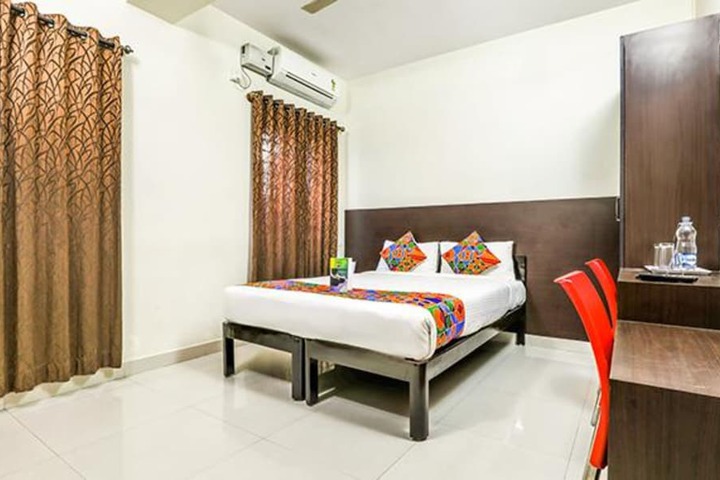 Room 9 of 22