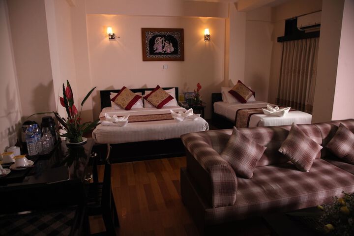 Room 12 of 41