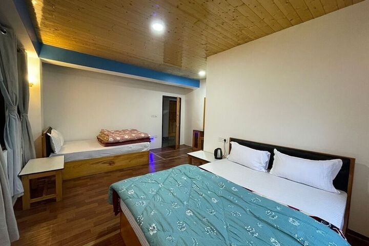 Room 2 of 12