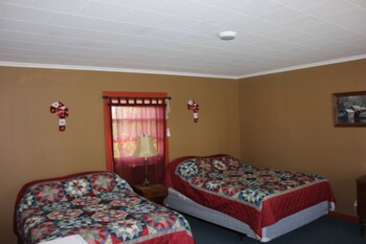 Room 99 of 140