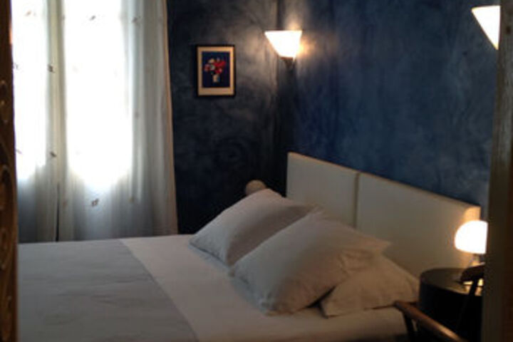 Room 16 of 48