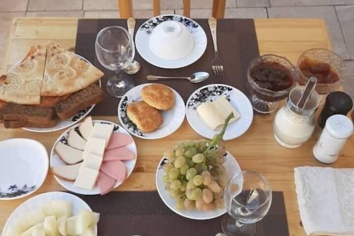 Breakfast/Coffee Service 26 of 46