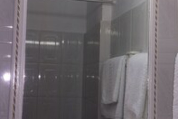 Room 13 of 73