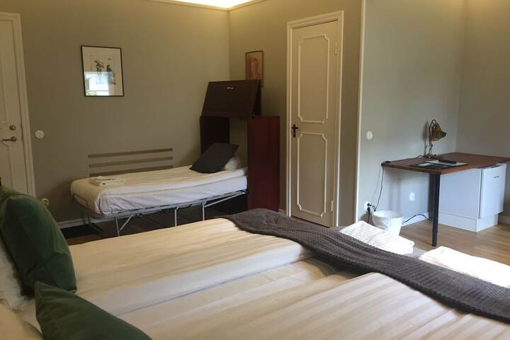 Room 22 of 64