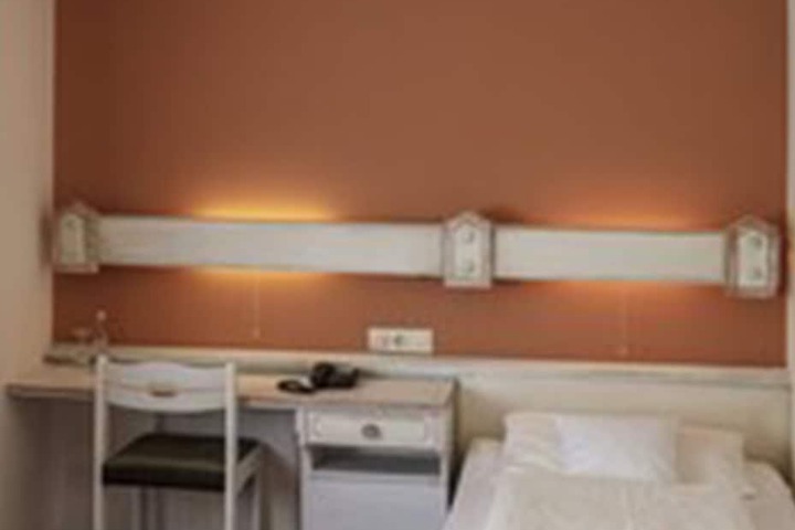 Room 14 of 31