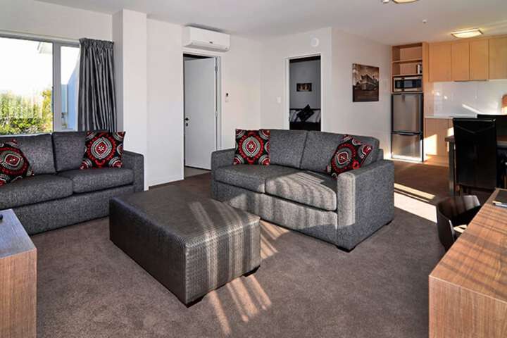 Room 15 of 28
