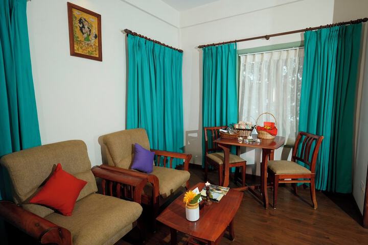 Room 42 of 114