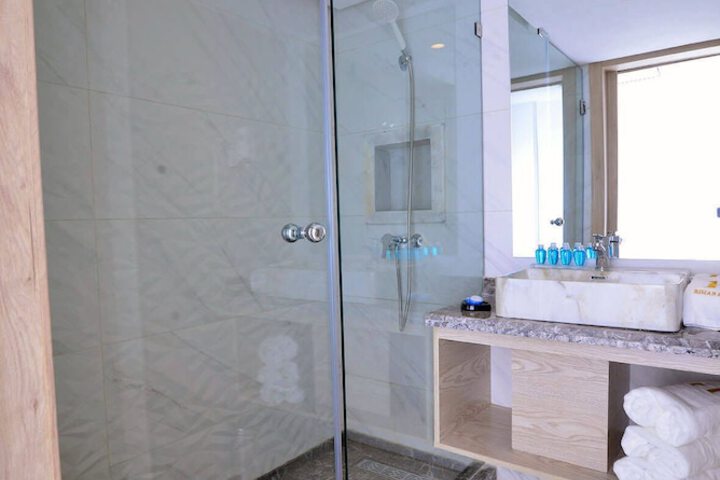 Clean Restrooms