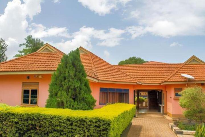 Wal Ville Suites