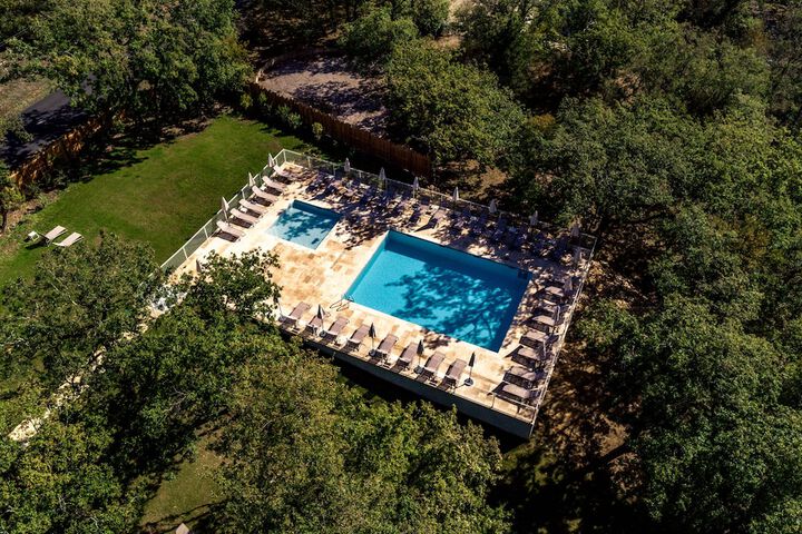 Pool 29 of 52