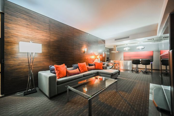 Room 342 of 603
