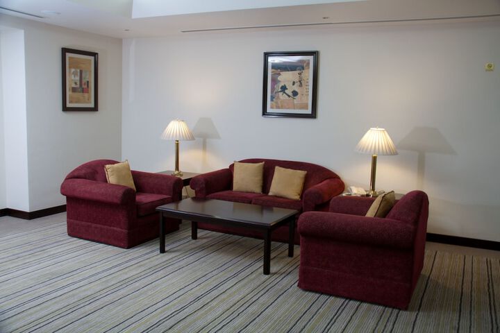 Entrance & Lobby