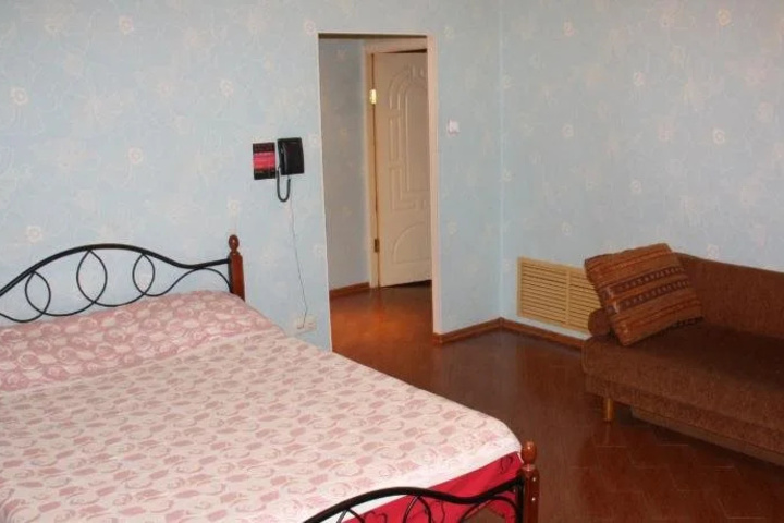 Room 3 of 13