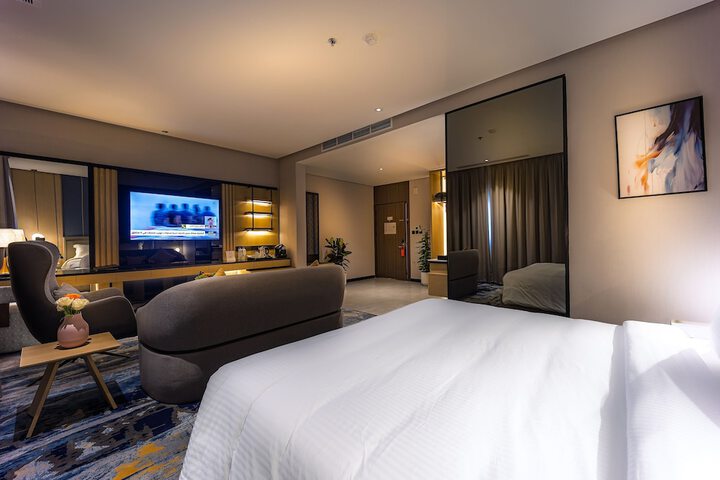 Room 14 of 86