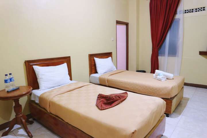 Room 6 of 23