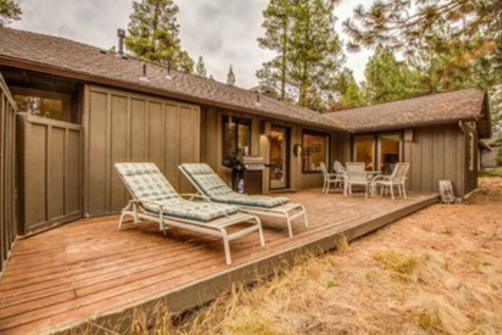 Terrace/Patio 2 of 46