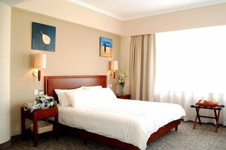 Room 7 of 52