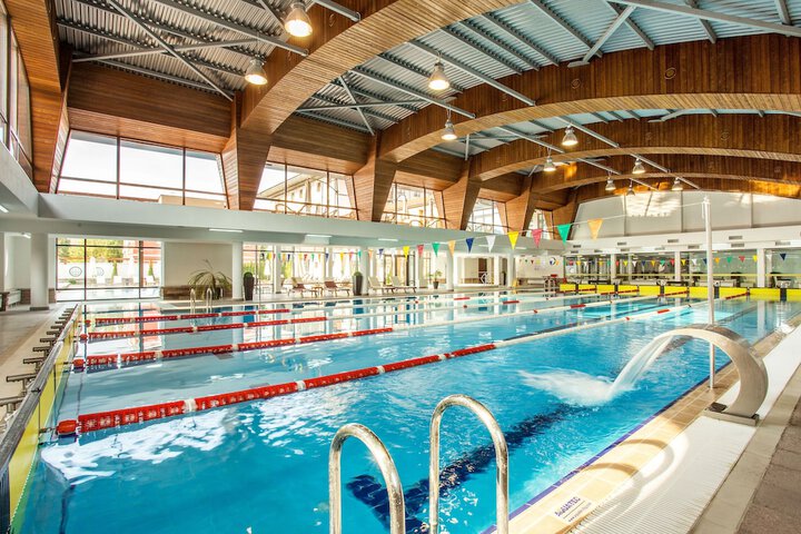 Hotel with Pool
