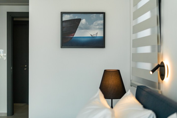 Room 29 of 77