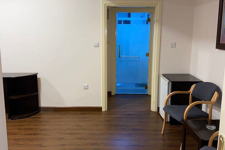 Room 9 of 46