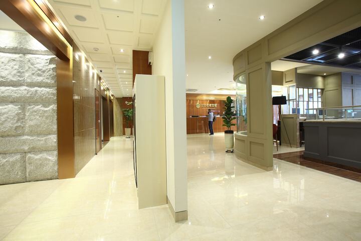 Hotel 4 of 78