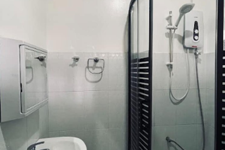 Room 68 of 188
