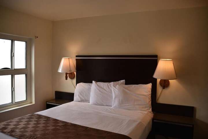 Room 3 of 30