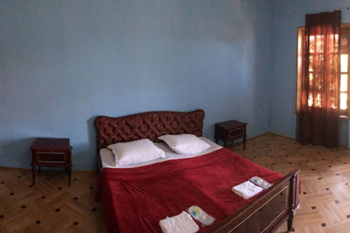 Room 19 of 28