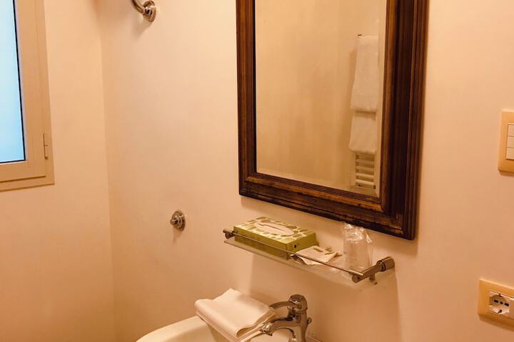 Room 40 of 55