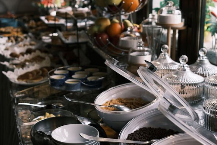 Dining 55 of 93