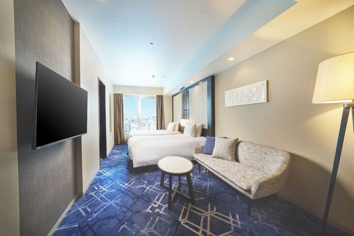 Room 34 of 130