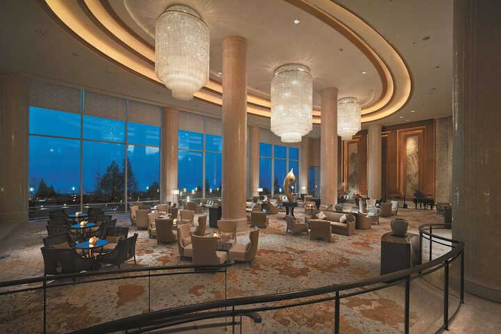 Hotel Interior 4 of 124