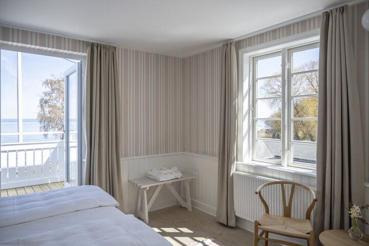 Room 22 of 87