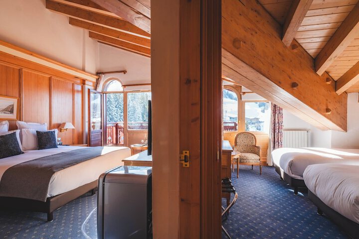 Room 80 of 250
