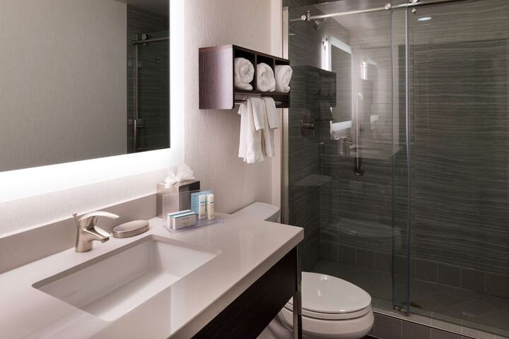 Bathroom shower