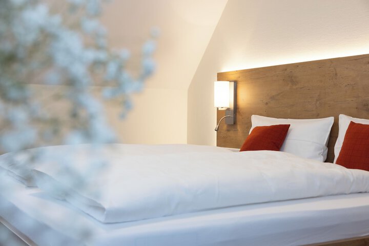 Room 6 of 22