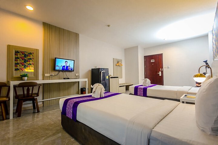 Room 25 of 167