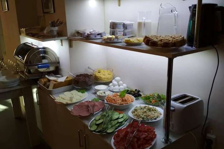 Dining 69 of 86