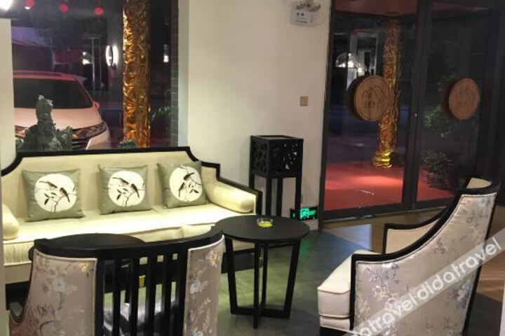 Hotel Interior 10 of 14