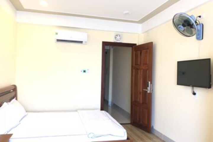 Room 12 of 20