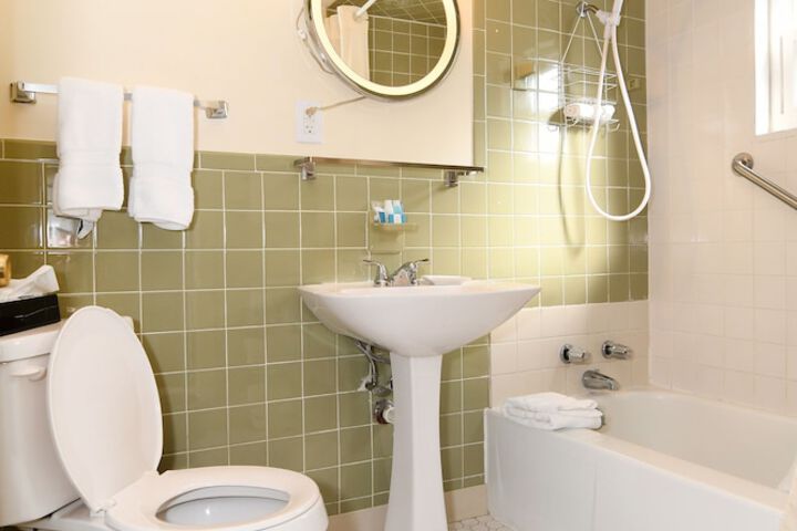 Hotel Interior 51 of 65