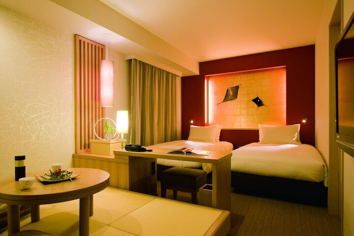 Room 26 of 187
